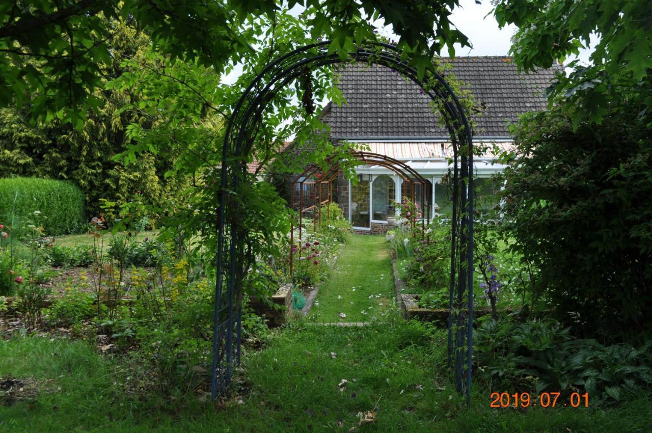 Ma Maison Bleue Saint-Brice-sous-Ranes Exterior photo
